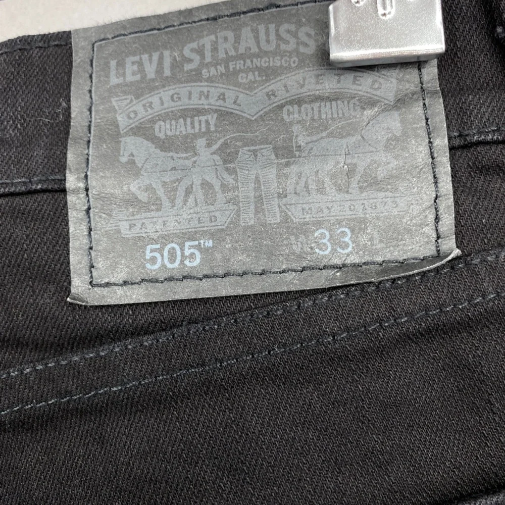 Levis these levi
